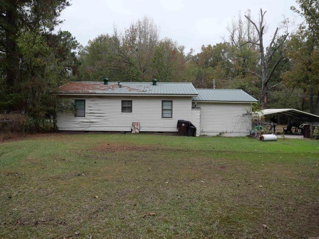 718 Oak Street, Prescott, AR 71857