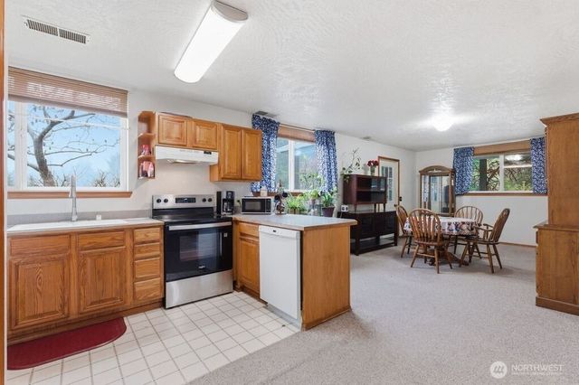 41 W Pyramid Ct., Shelton, WA 98584