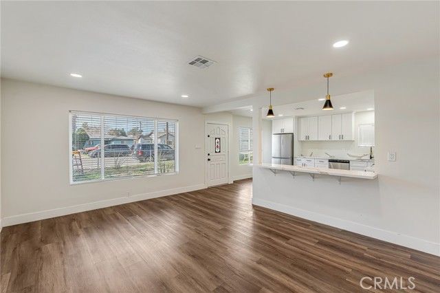 734 Massachusetts, Beaumont, CA 92223