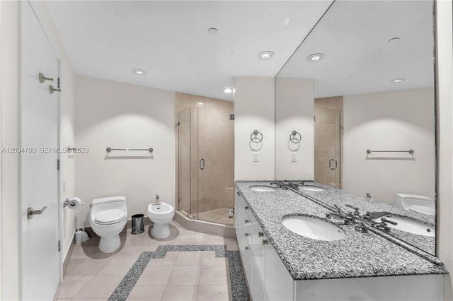 300 S Pointe Drive 809, Miami Beach, FL 33139