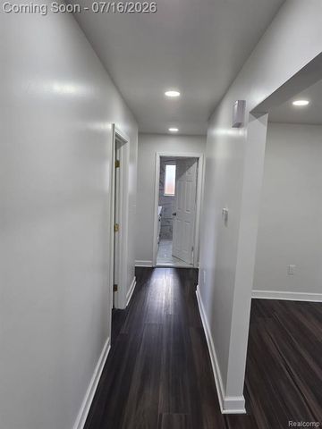 12872 14 Mile Road, Warren, MI 48088