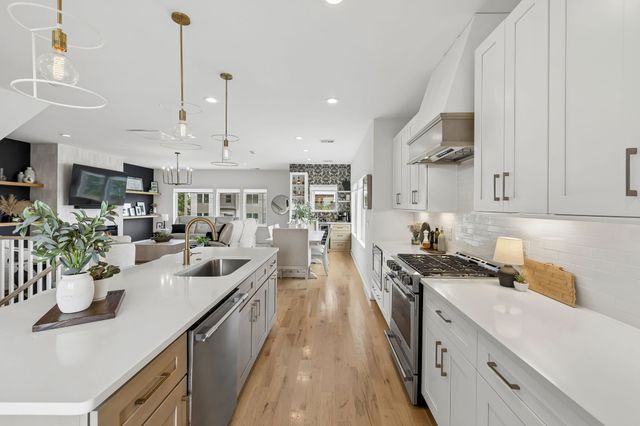 622 S 11th St, Nashville, TN 37206