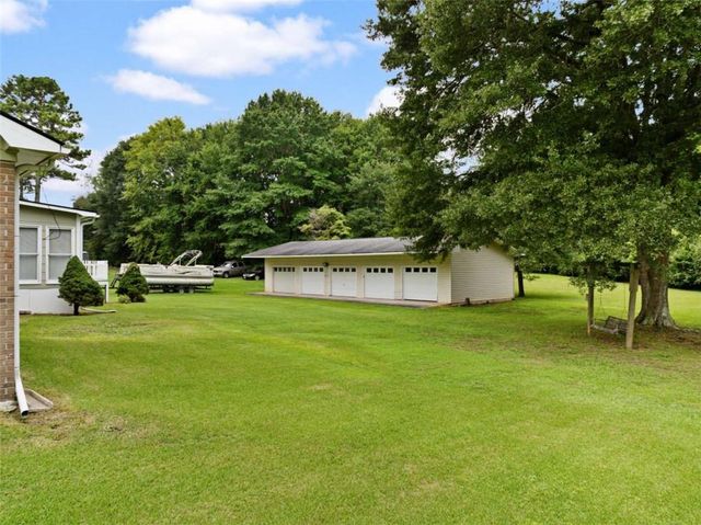 576 Reeceburg Road SE, Silver Creek, GA 30173