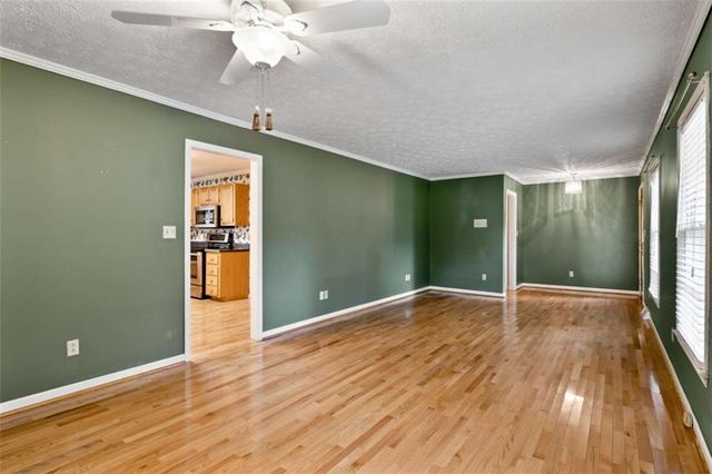 576 Reeceburg Road SE, Silver Creek, GA 30173