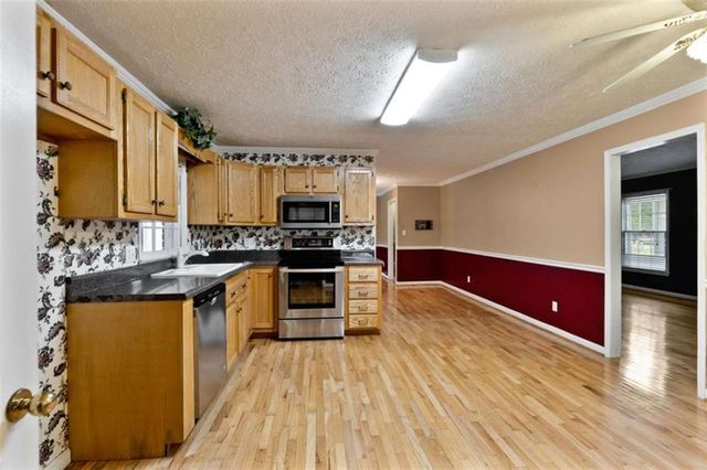 576 Reeceburg Road SE, Silver Creek, GA 30173