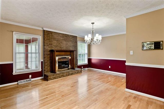 576 Reeceburg Road SE, Silver Creek, GA 30173