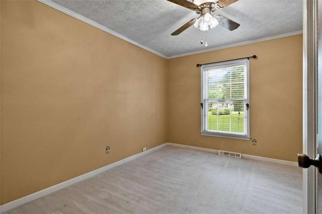 576 Reeceburg Road SE, Silver Creek, GA 30173