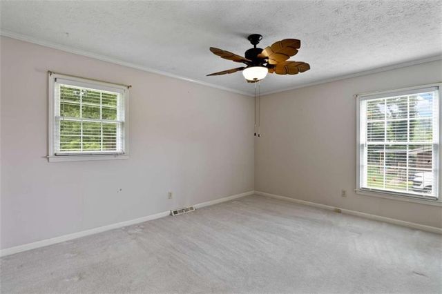 576 Reeceburg Road SE, Silver Creek, GA 30173