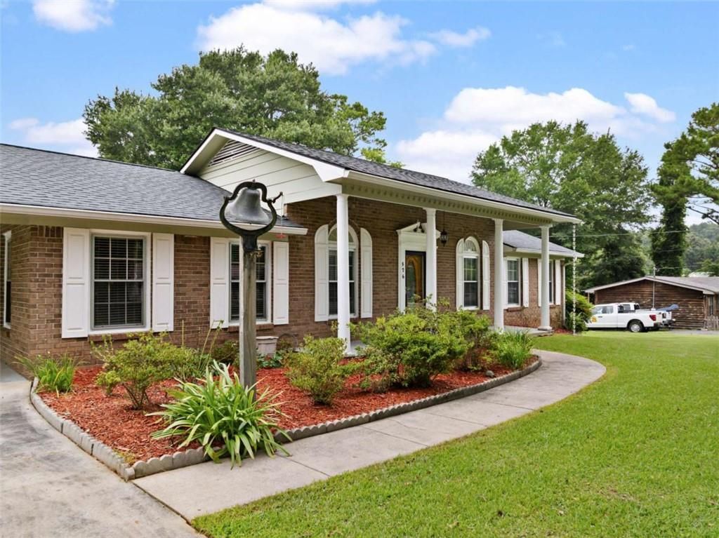 576 Reeceburg Road SE, Silver Creek, GA 30173