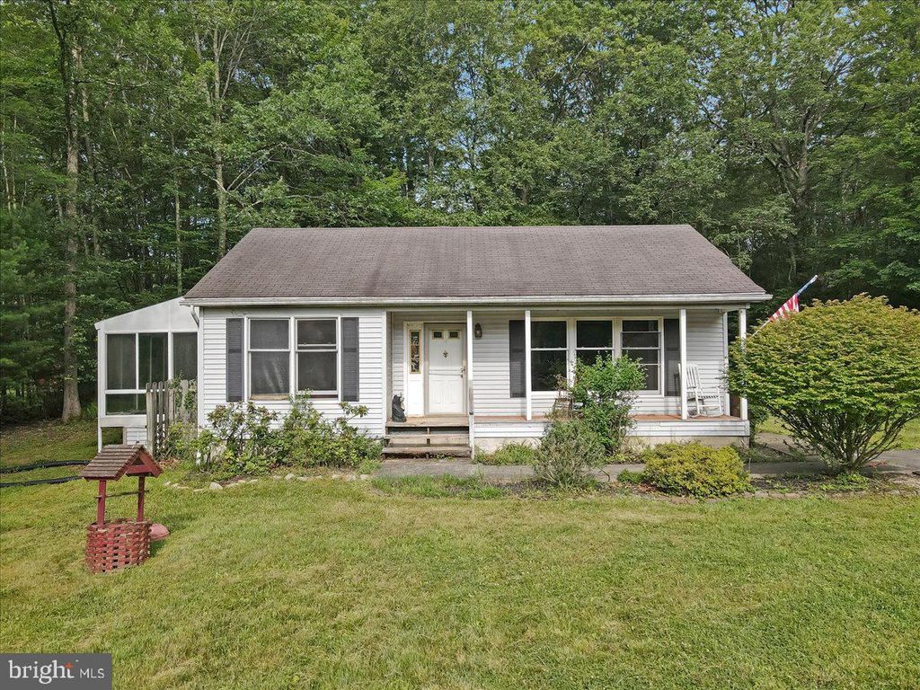 671 DOTTERS CORNER RD, Kunkletown, PA 18058
