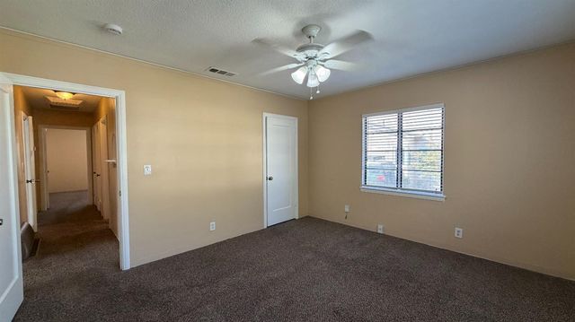1405 N Vagedes Avenue, Fresno, CA 93728
