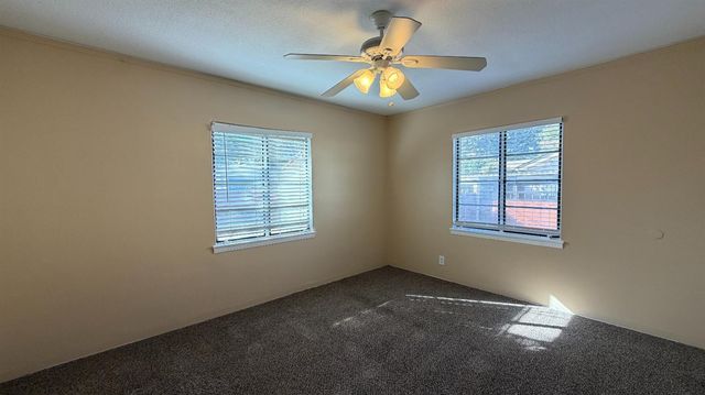 1405 N Vagedes Avenue, Fresno, CA 93728