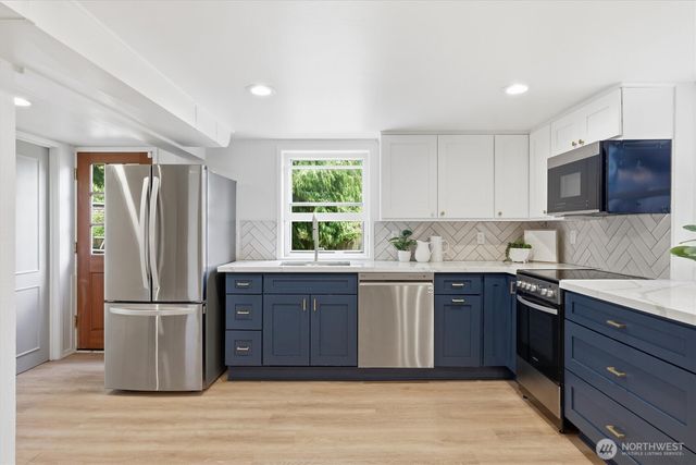 4076 NE 87th Street, Seattle, WA 98115