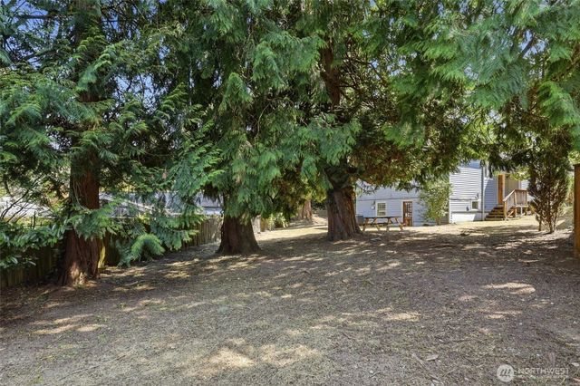 4076 NE 87th Street, Seattle, WA 98115