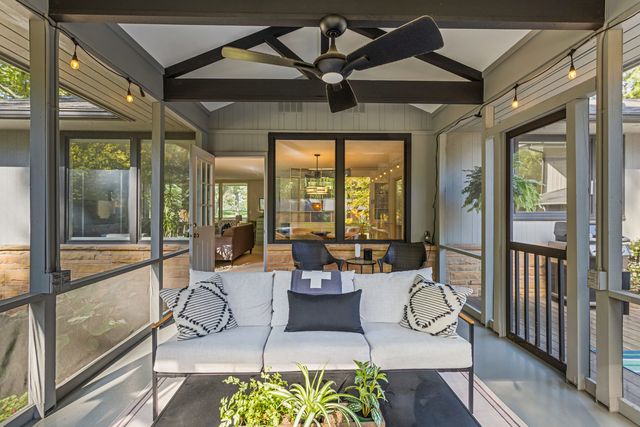 1206 S Prospect Avenue, Champaign, IL 61820