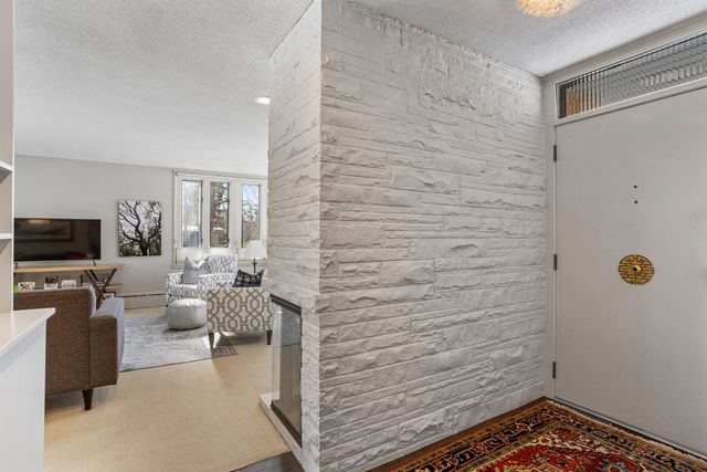 1206 S Prospect Avenue, Champaign, IL 61820