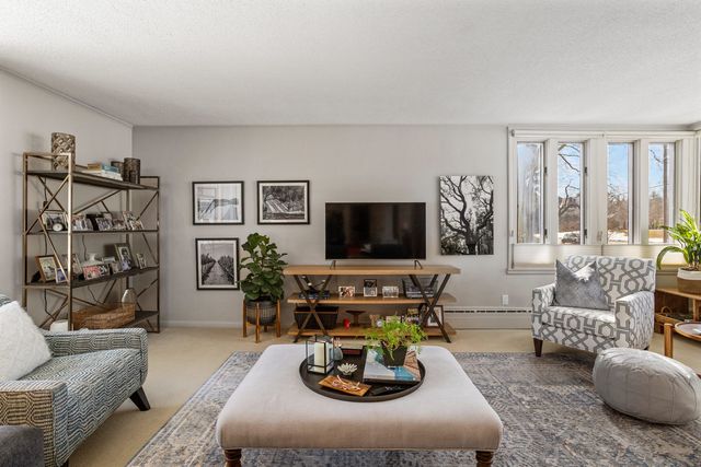 1206 S Prospect Avenue, Champaign, IL 61820