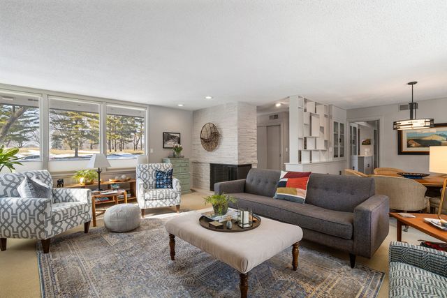 1206 S Prospect Avenue, Champaign, IL 61820