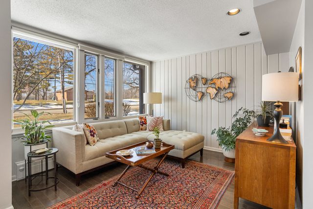 1206 S Prospect Avenue, Champaign, IL 61820