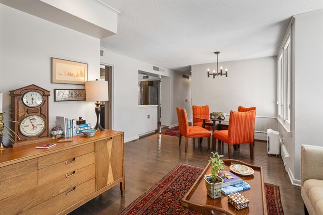 1206 S Prospect Avenue, Champaign, IL 61820