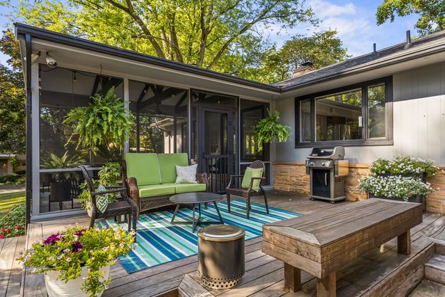 1206 S Prospect Avenue, Champaign, IL 61820