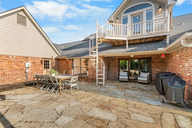 175 Oak Trail Drive, Double Oak, TX 75077