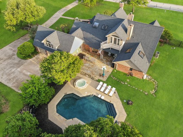 175 Oak Trail Drive, Double Oak, TX 75077