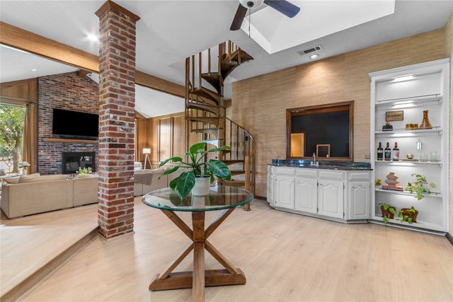 175 Oak Trail Drive, Double Oak, TX 75077