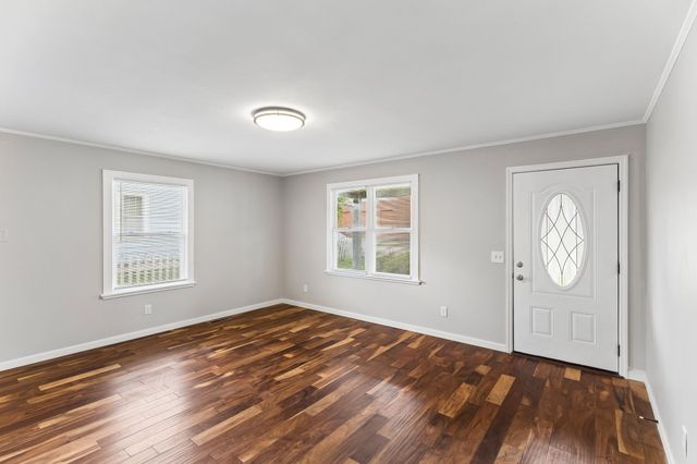 106 Jordan Ave, Mount Pleasant, TN 38474