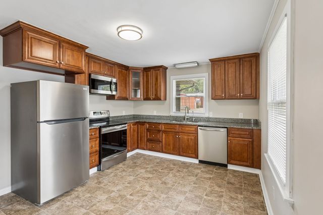 106 Jordan Ave, Mount Pleasant, TN 38474