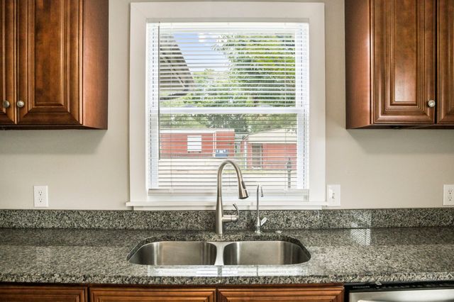 106 Jordan Ave, Mount Pleasant, TN 38474