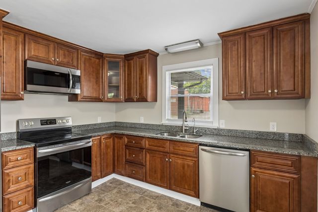 106 Jordan Ave, Mount Pleasant, TN 38474