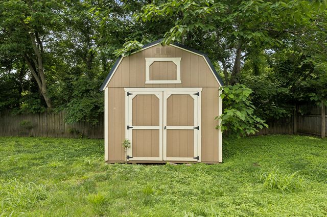 106 Jordan Ave, Mount Pleasant, TN 38474