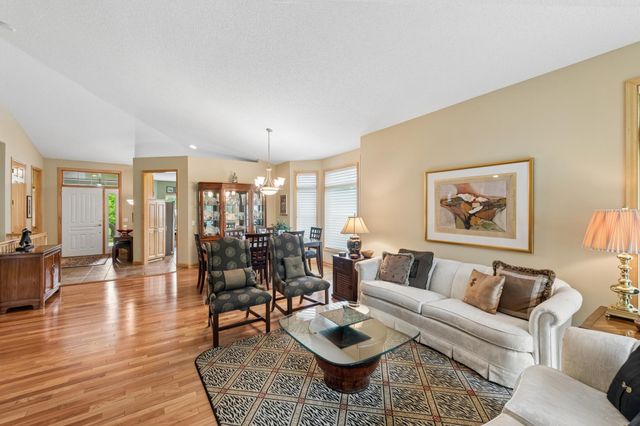 9009 Sutton Drive, Eden Prairie, MN 55347