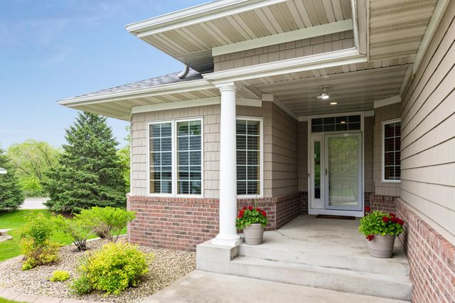 9009 Sutton Drive, Eden Prairie, MN 55347