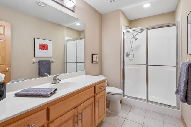 9009 Sutton Drive, Eden Prairie, MN 55347