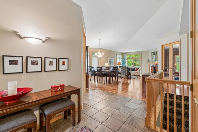 9009 Sutton Drive, Eden Prairie, MN 55347