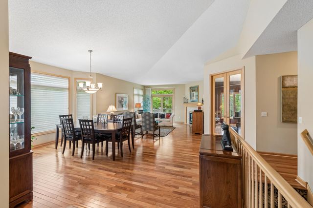 9009 Sutton Drive, Eden Prairie, MN 55347