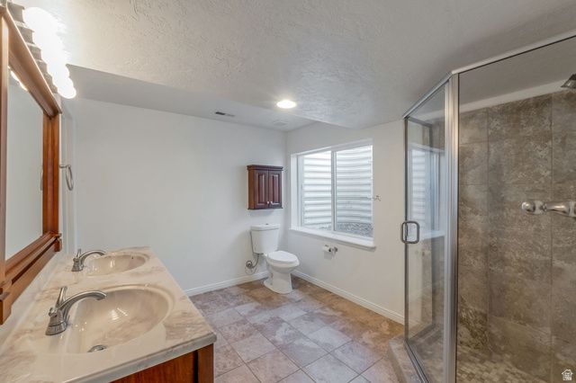 4519 E BRIDLEWAY RD, Eagle Mountain, UT 84005