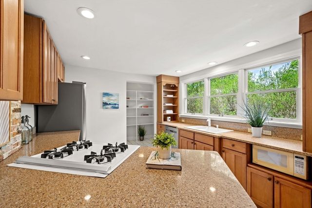 86 Federal St, Newburyport, MA 01950