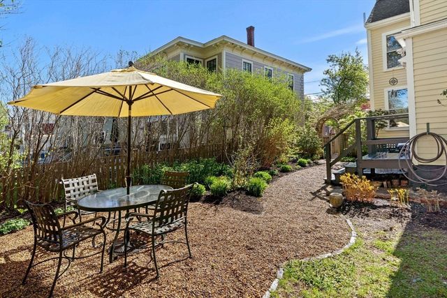 86 Federal St, Newburyport, MA 01950