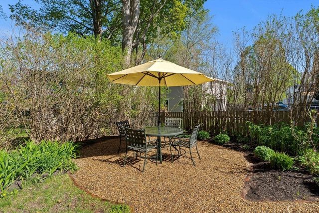 86 Federal St, Newburyport, MA 01950