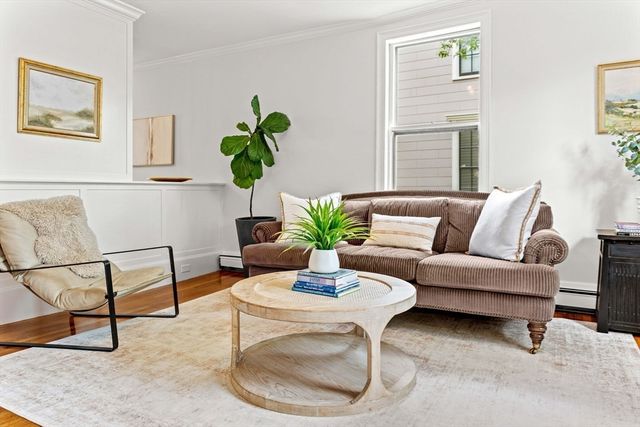 86 Federal St, Newburyport, MA 01950