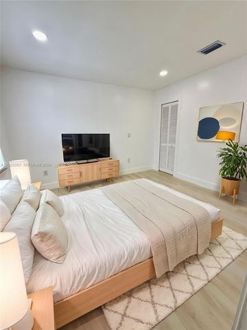 2652 SW 34th Avenue REAR, Miami, FL 33133