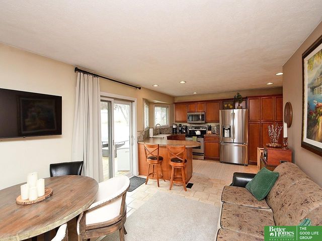 6308 Briar Rosa Drive, Lincoln, NE 68516