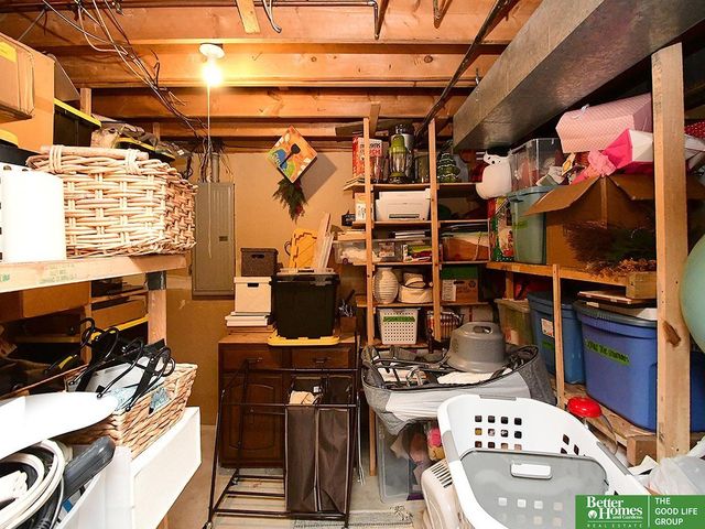 6308 Briar Rosa Drive, Lincoln, NE 68516