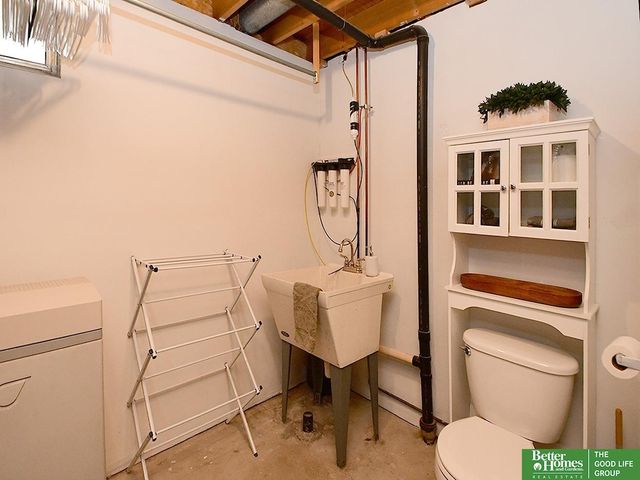 6308 Briar Rosa Drive, Lincoln, NE 68516