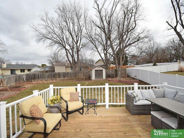 6308 Briar Rosa Drive, Lincoln, NE 68516