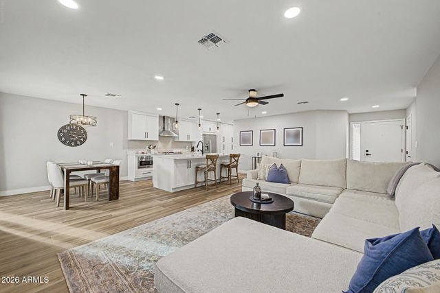 5221 E TIERRA BUENA Lane, Scottsdale, AZ 85254