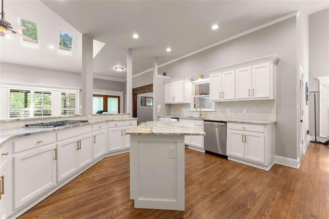 5825 Sweetbottom Lane, Clermont, GA 30527